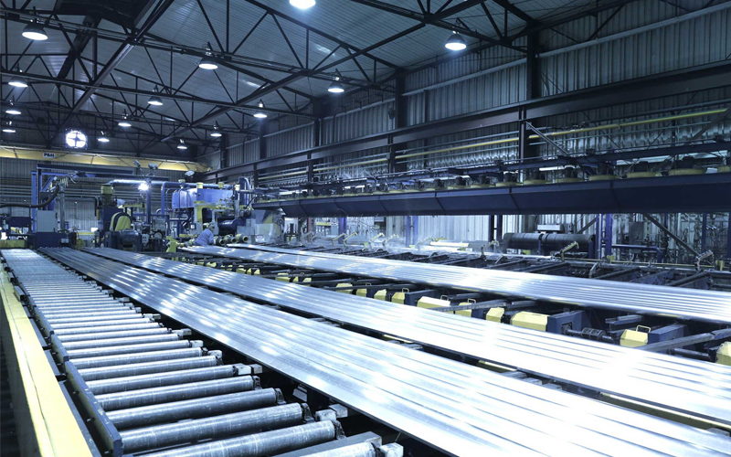 THI-TRUONG-NHOM-VIET-NAM-VA-TU-DUY-DOI-MOI